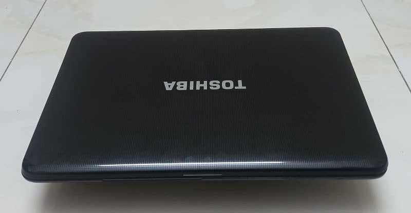 Toshiba laptop i5 1