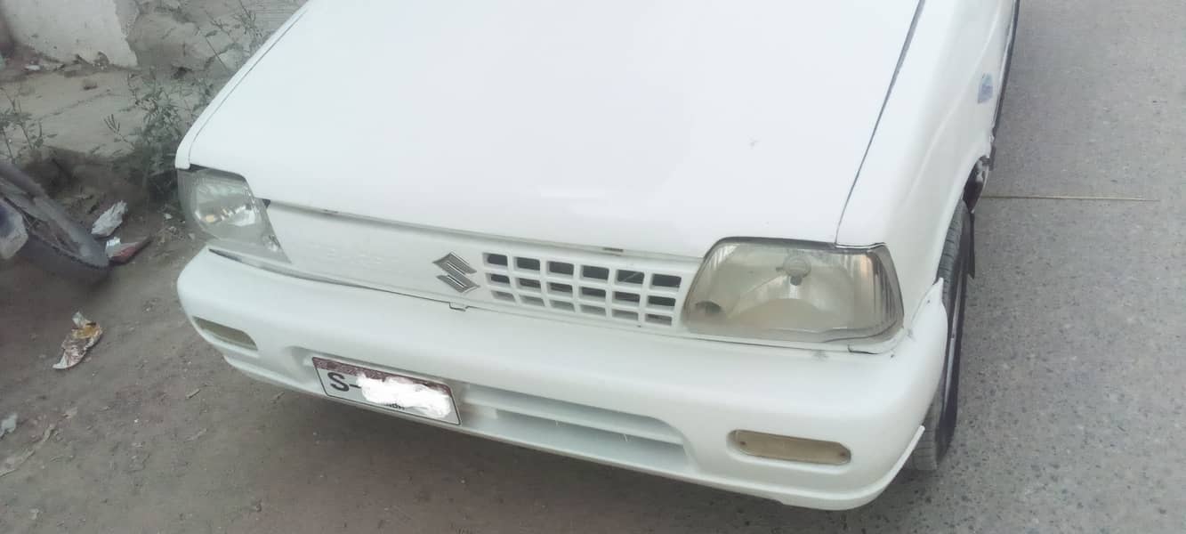 suzuki mehran 1991 model good condition white colour. petrol 3