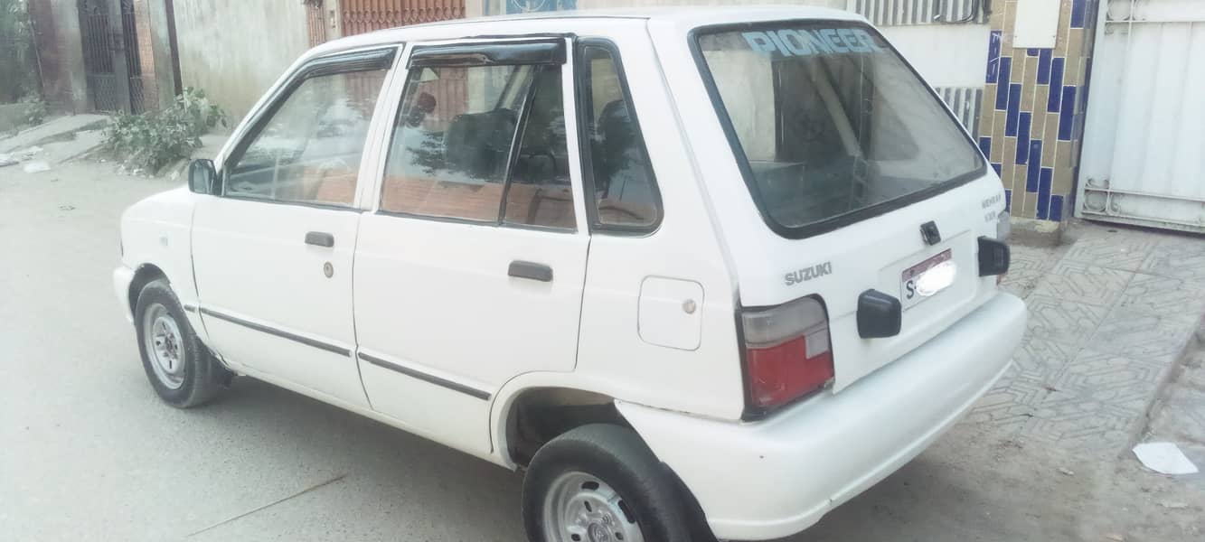 suzuki mehran 1991 model good condition white colour. petrol 6