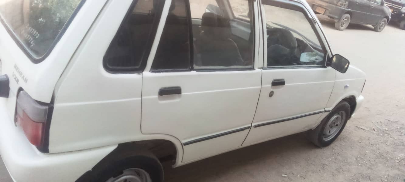 suzuki mehran 1991 model good condition white colour. petrol 7