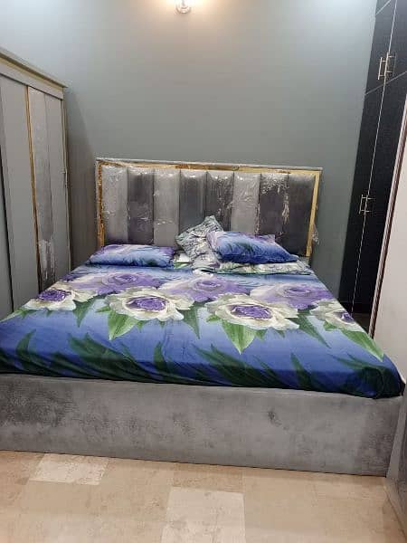 King Size Bed only 04 months used 3