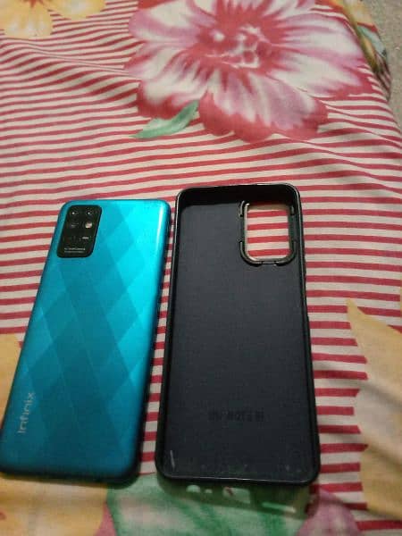 Infinix note 8i. 6+128 9