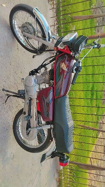 Honda CG125 model2023 with all documents in lush condition 1