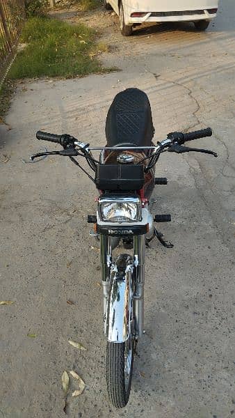 Honda CG125 model2023 with all documents in lush condition 9