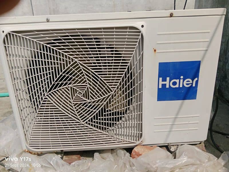 haire spalt ac 1 ton. . chill mahool wala. cell no0304 4470519. 2