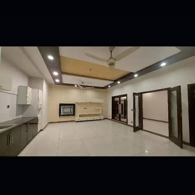 1 KANAL HOUSE FOR RENT IN PARAGON CITY LAHORE 1