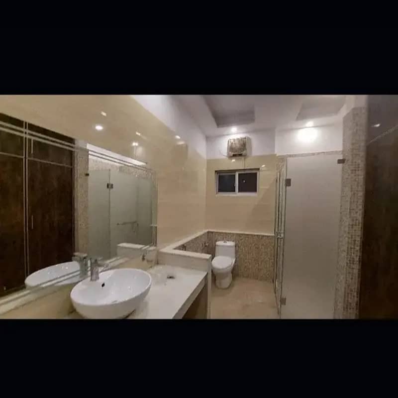 1 KANAL HOUSE FOR RENT IN PARAGON CITY LAHORE 2