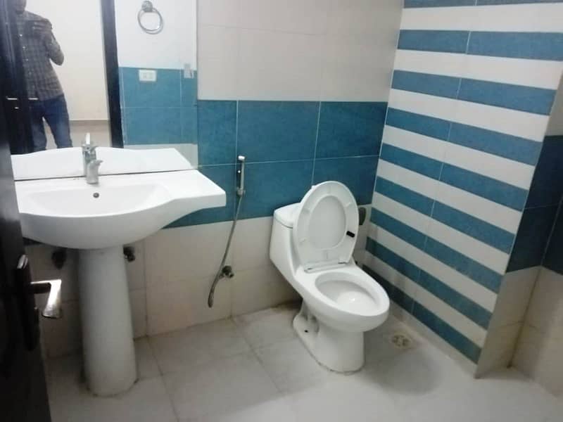 3-Bed Apartment Available For Rent In Askari 11 Lahore 11