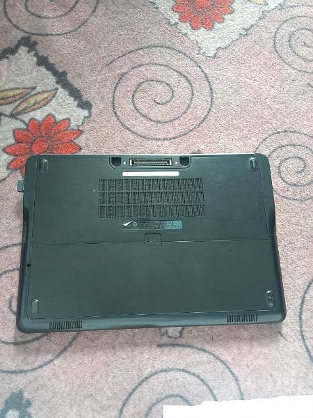 Dell latitude E7240 3