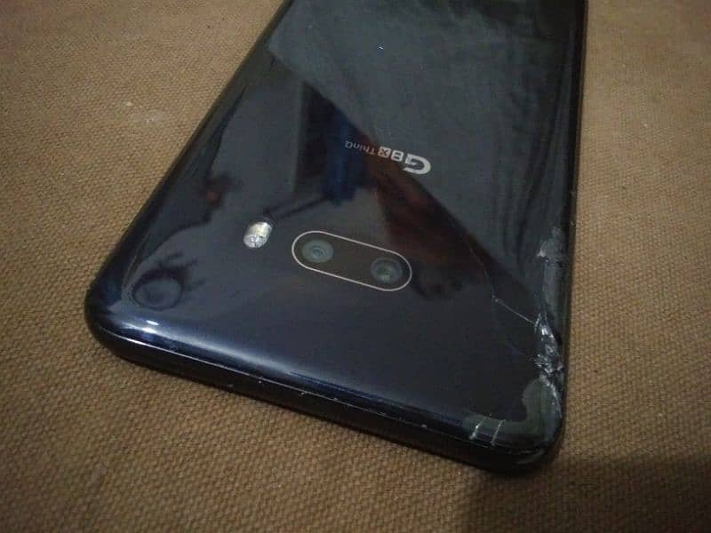 LG G8X (6+128) (urgent sale) 1