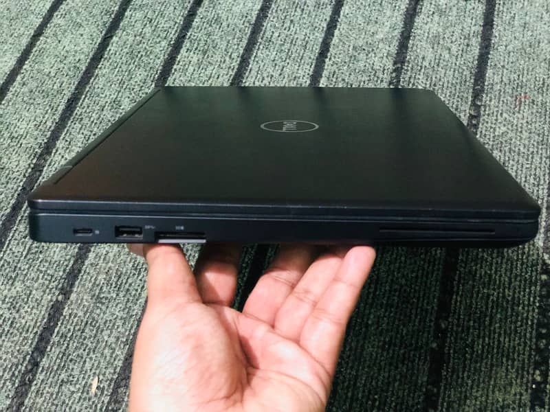 DELL Latitude 5590 Touch Core i5 8TH Gen 16GB Ram 256GB SSD 7