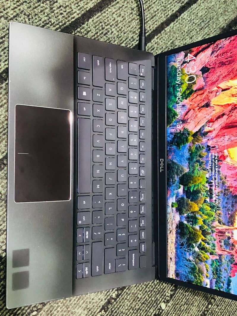 DELL Latitude 5590 Touch Core i5 8TH Gen 16GB Ram 256GB SSD 13