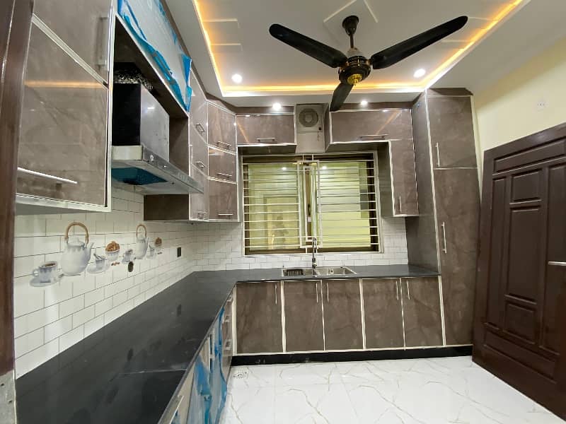 Out class Finishing Like Brand New Full House Available For Rent in Bahria town Rawalpindi 28