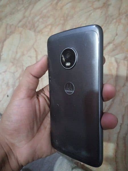 moto g5 plus 6