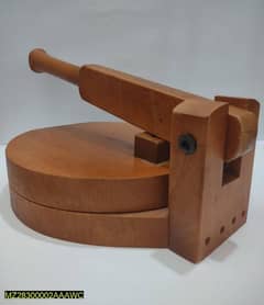 wooden roti maker