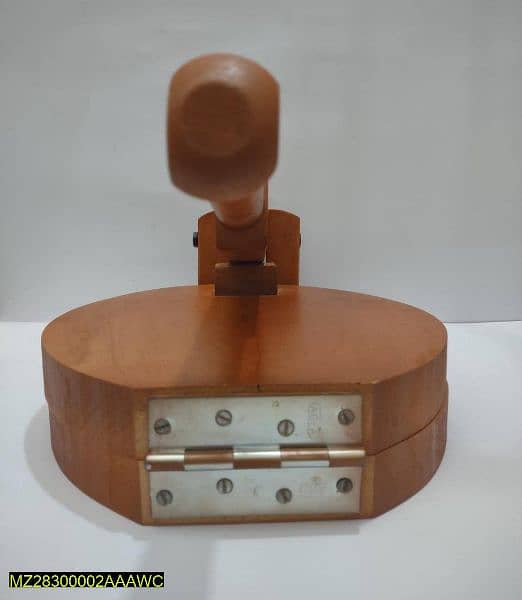 wooden roti maker 1