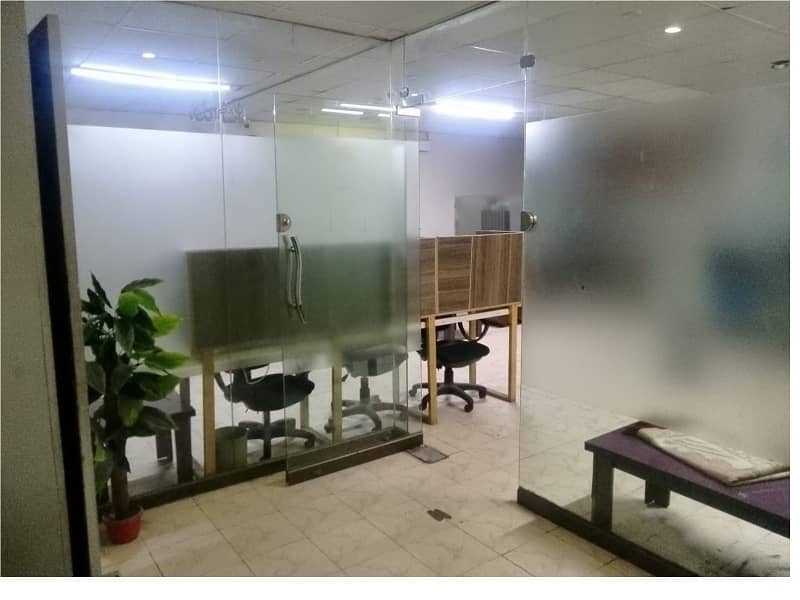 Area 950 Square Feet Office Available For Rent Real Pictures in Main Boulevard Road Gulberg 3 Lahore 5