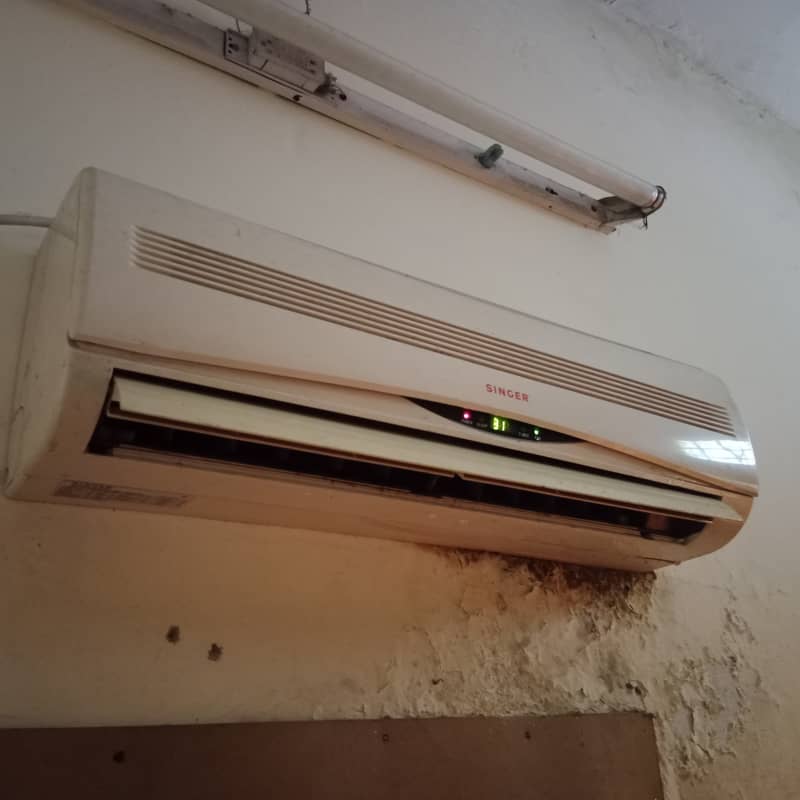 Singer split AC good condition, perfect cooling 1