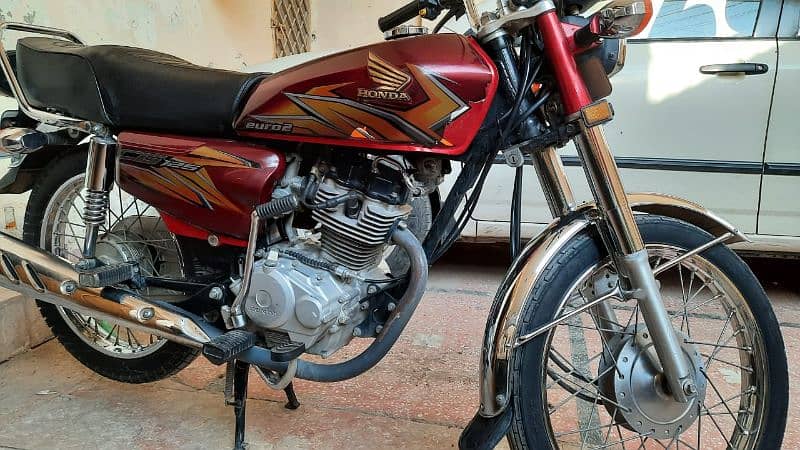 Honda 125 cc. total genuine. 2