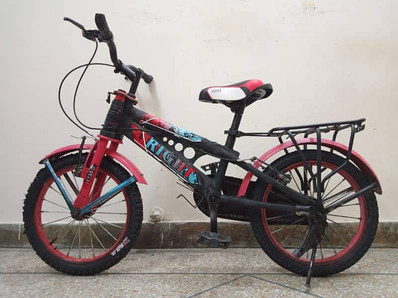 16 INCH IMPORTED CYCLE FOR 2 TO 8 YEARS KIDS URGENT SALE 03265153155 1