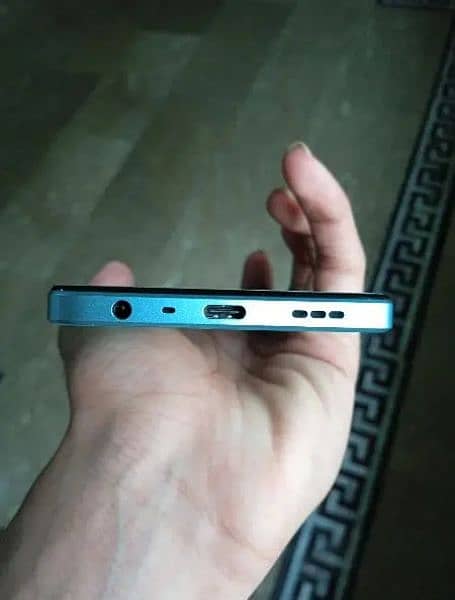 oppo a78 10 by 10 condition 2