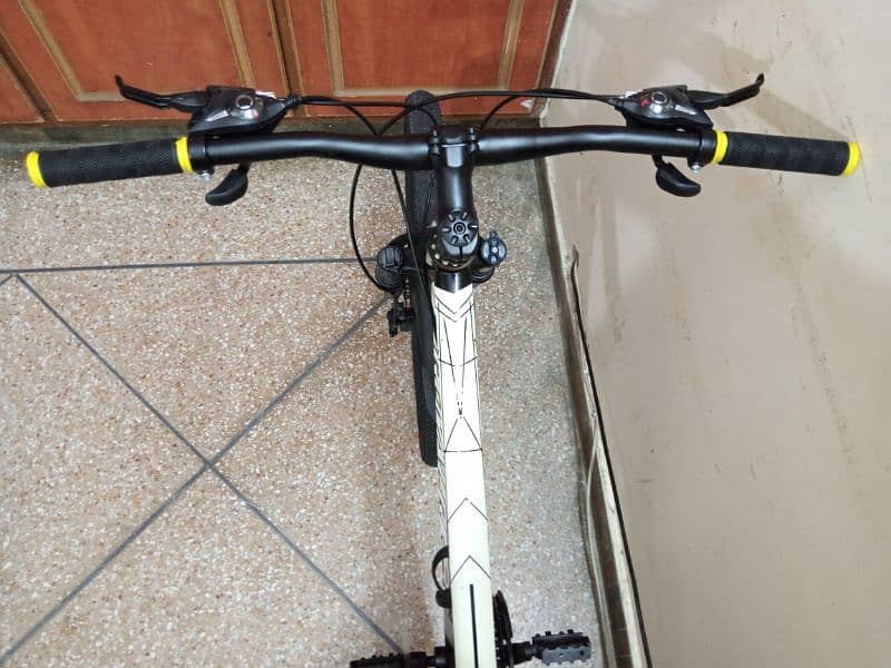 26 INCH IMPORTED GEAR CYCLE 3 MONTH USED URGENT SALE 03265153155 17