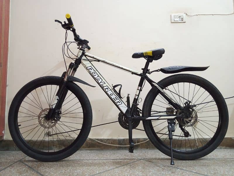 26 INCH IMPORTED GEAR CYCLE 3 MONTH USED URGENT SALE 03265153155 19