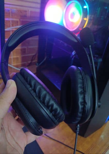 Lenovo thinkplus G40-B Pro headphones 2