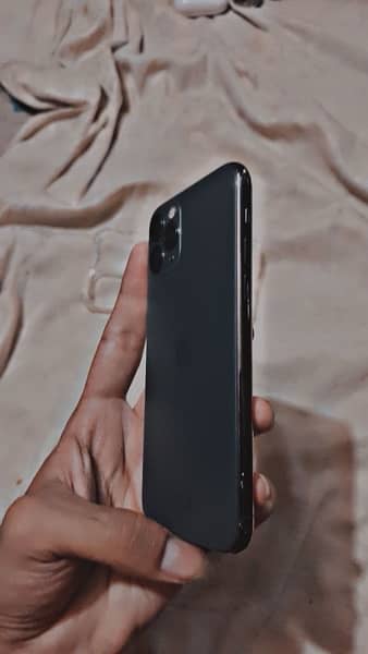 iphone 11 Pro 256gb Non pta Factory unlock 2