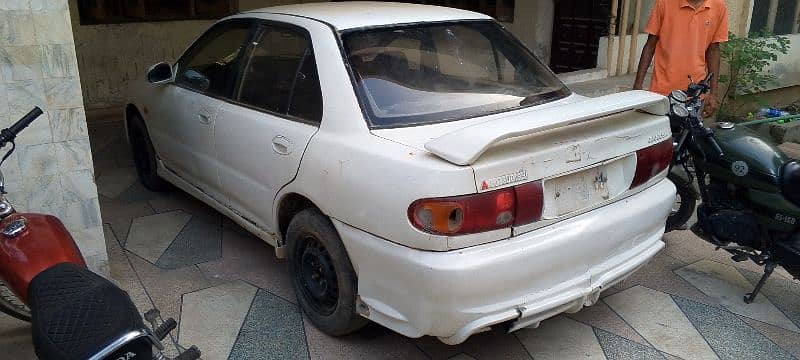 Mitsubishi Lancer 1992 2