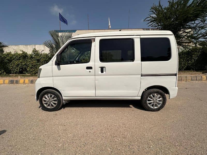 Daihatsu Hijet 2012 13