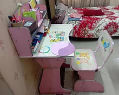 beautiful kids study table