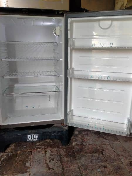 Haier Medium Fridge 8