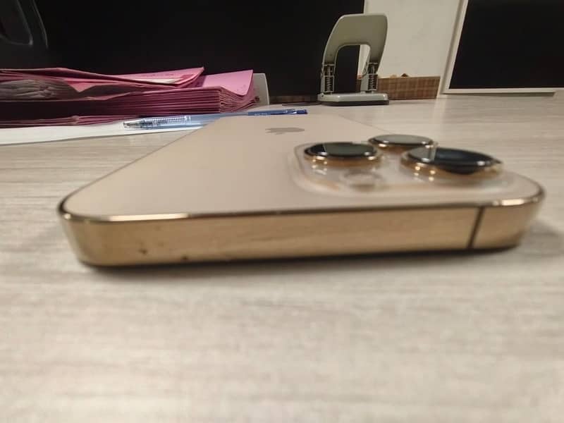 iPhone 13 pro max 128gb Gold Non PTA FU 5