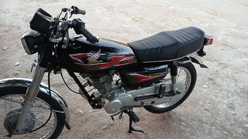 2016 model motorcycle For Sale 4