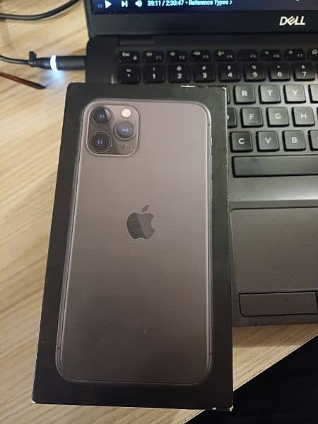 Iphone 11 pro with Box 1