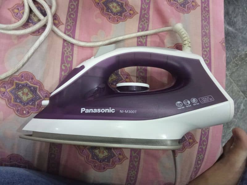 Panasonic Steam Iron 0