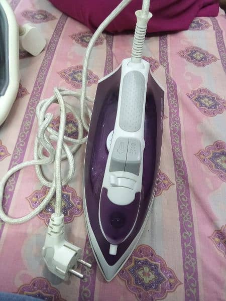 Panasonic Steam Iron 2