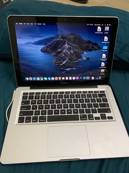 Apple Macbook 2012 Laptop for Sale in good condition 0