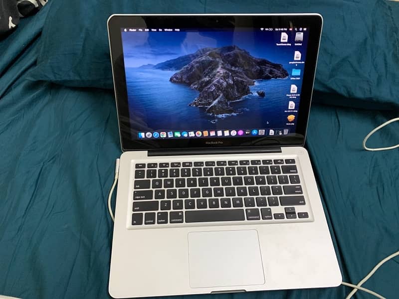 Apple Macbook 2012 Laptop for Sale in good condition 4