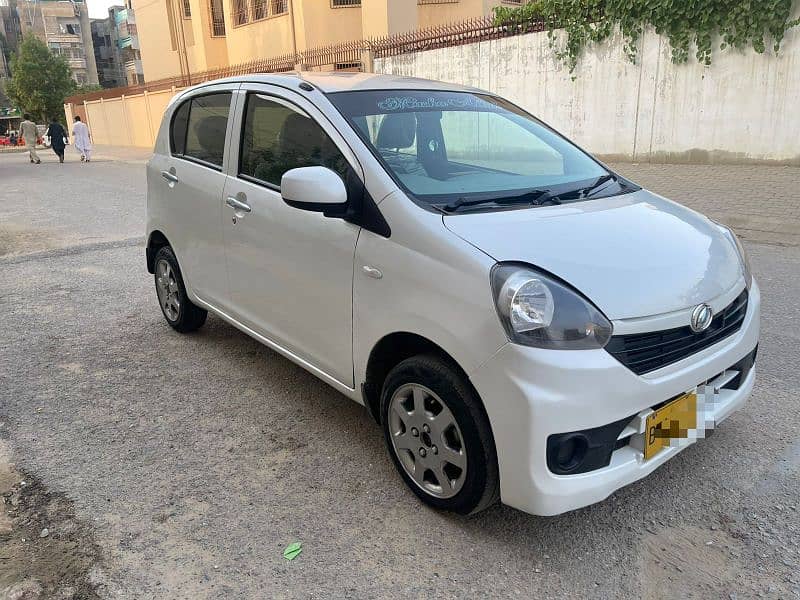 Daihatsu Mira 2014 1