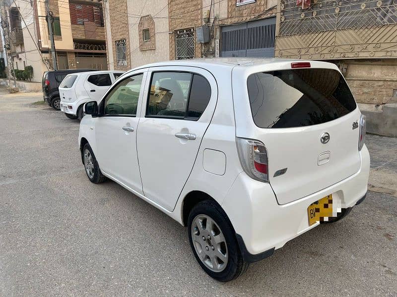 Daihatsu Mira 2014 3