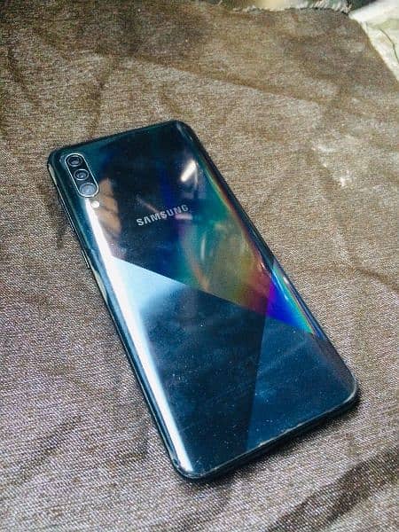 Samsung a30s 4/128gb condition 9/10 final rate ha bahas na karain 9