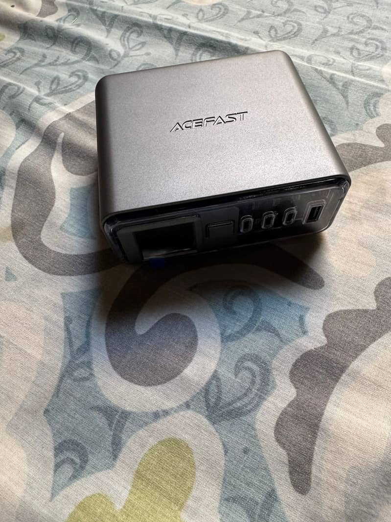 ACEFAST DESKTOP POWER STATION 218W (NEW) 2