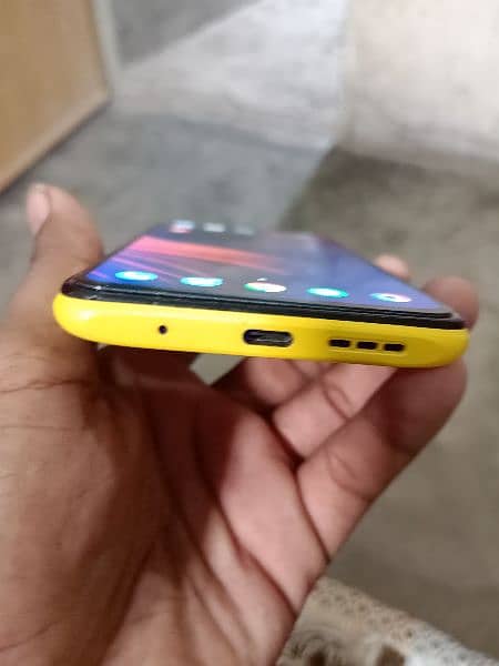 Poco M3 4+4/128GB Gaming Phon 6