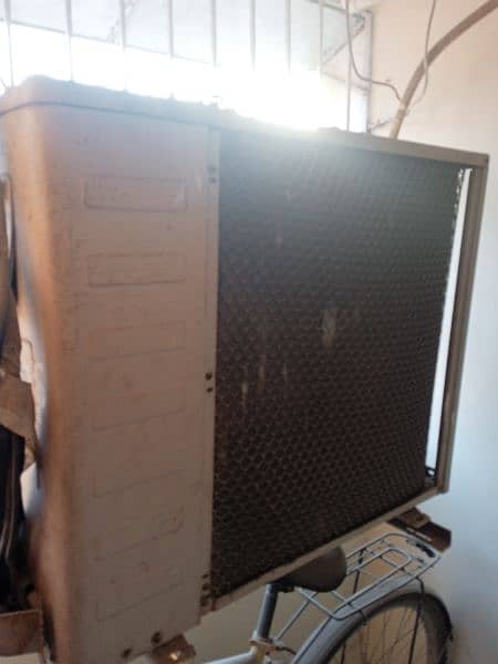 Used 1.5 Ton Orient Split AC || Rs 40,000 2