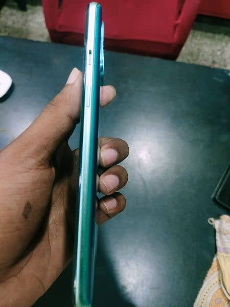 One Plus 8t 12 256 gb permanent patch android 13  9/10 condition 4