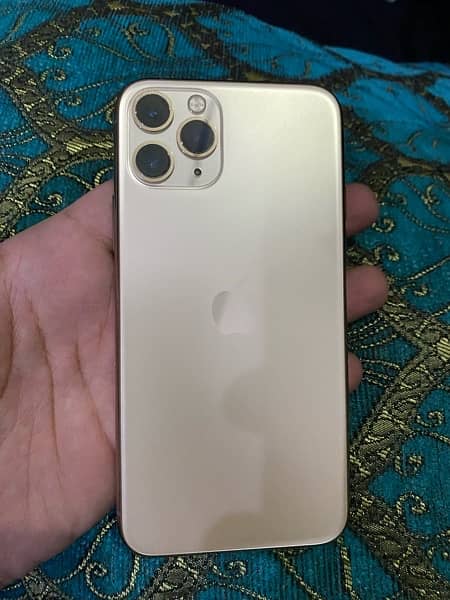 iphone 11 pro 2