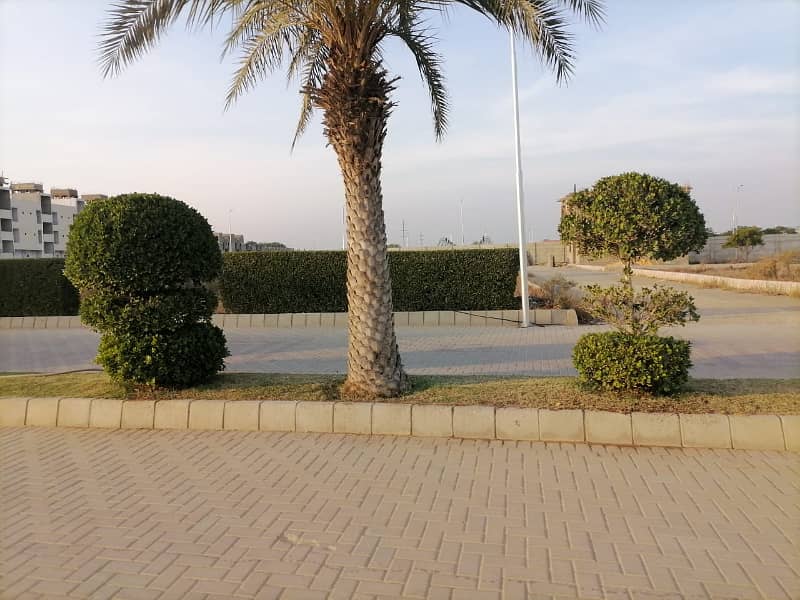 Al jadeed Residency Phase 1 Park Facing 120 Square Yards. 4