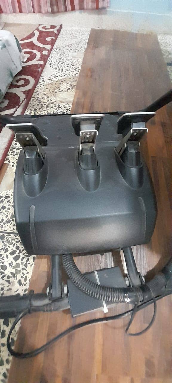 Racing Wheel Logitech G29 For Sale in Karachi 4